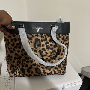 Mk purse